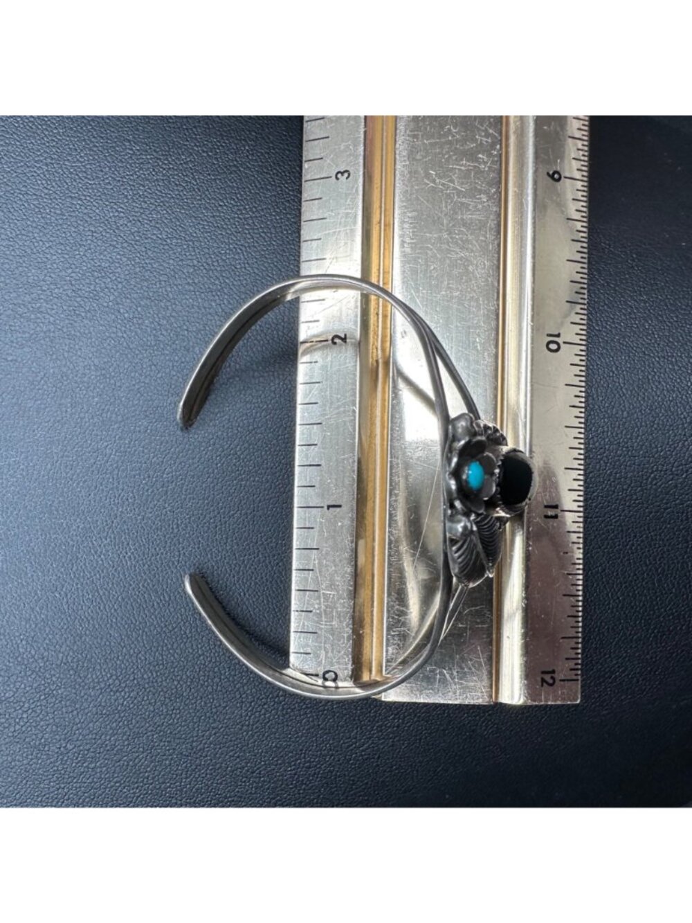 Sterling Silver Oval Onyx Feather Turquoise Accent Cuff Bracelet Vintage Sz 5.5 - Picture 14 of 16